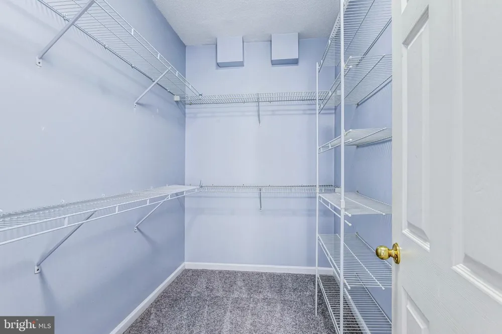 14300 GRAPE HOLLY GROVE #24 Centreville, VA 20121