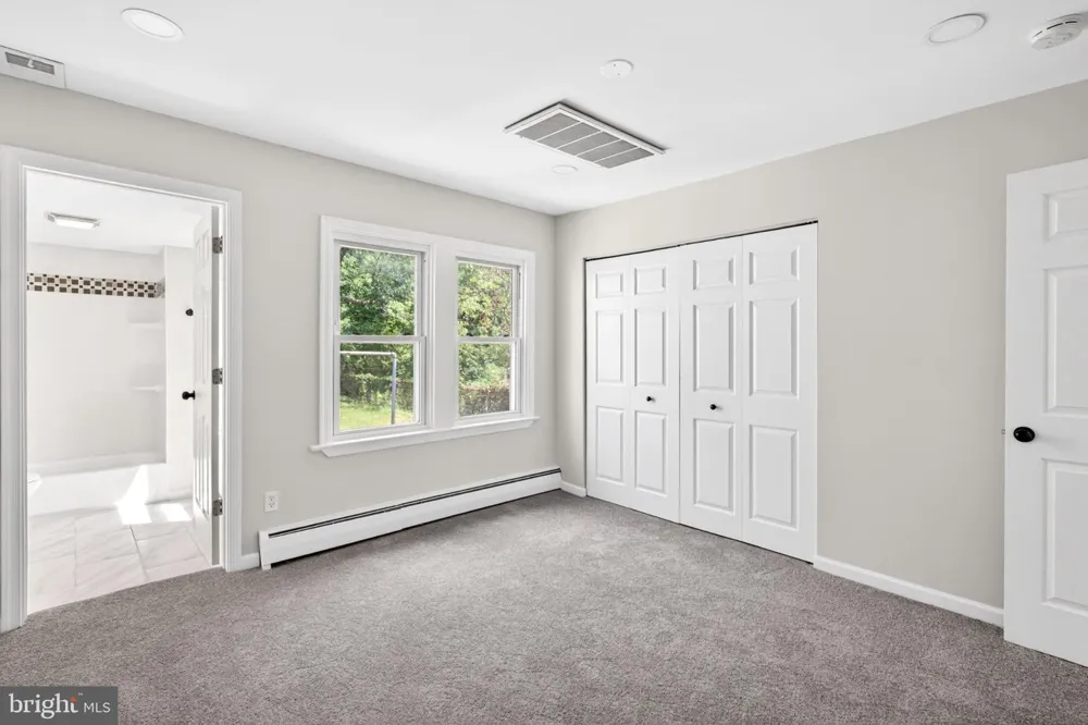 9081 DUMHART ROAD Laurel, MD 20723
