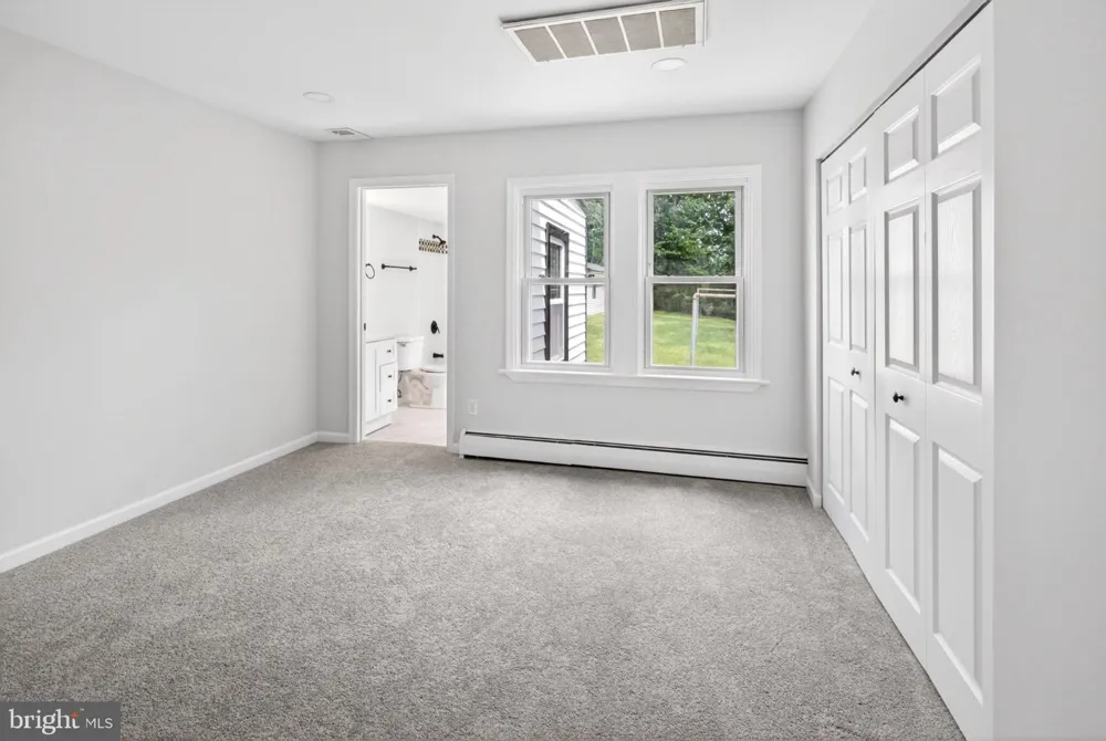9081 DUMHART ROAD Laurel, MD 20723