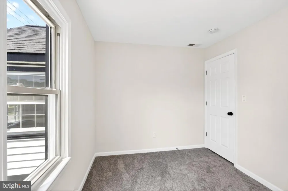 9081 DUMHART ROAD Laurel, MD 20723