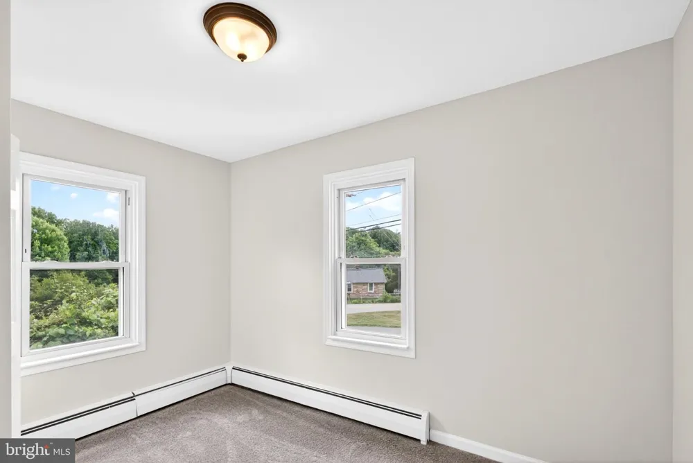 9081 DUMHART ROAD Laurel, MD 20723