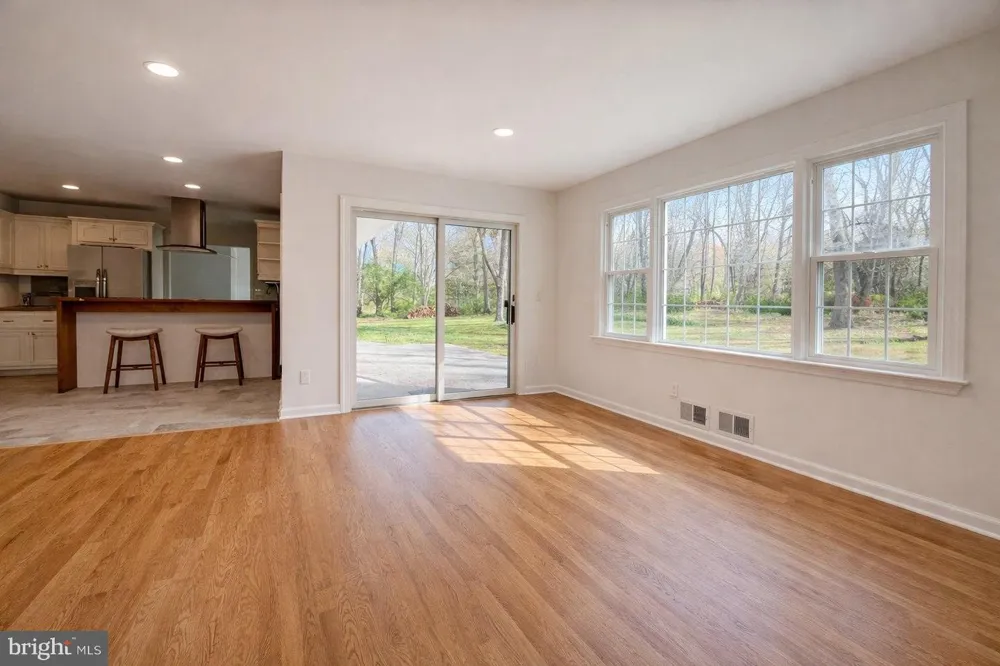 26 HONEY BROOK DRIVE Princeton, NJ 08540