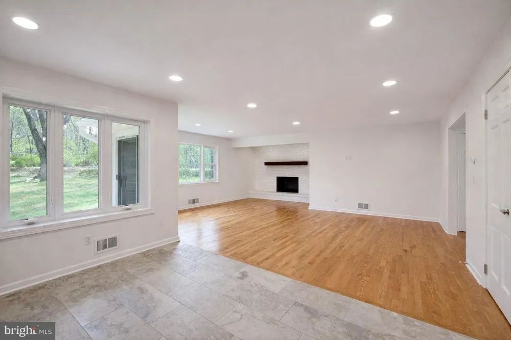 26 HONEY BROOK DRIVE Princeton, NJ 08540