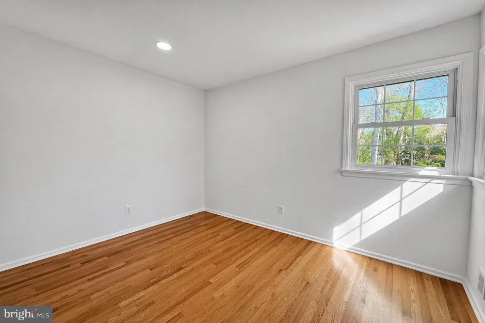 26 HONEY BROOK DRIVE Princeton, NJ 08540
