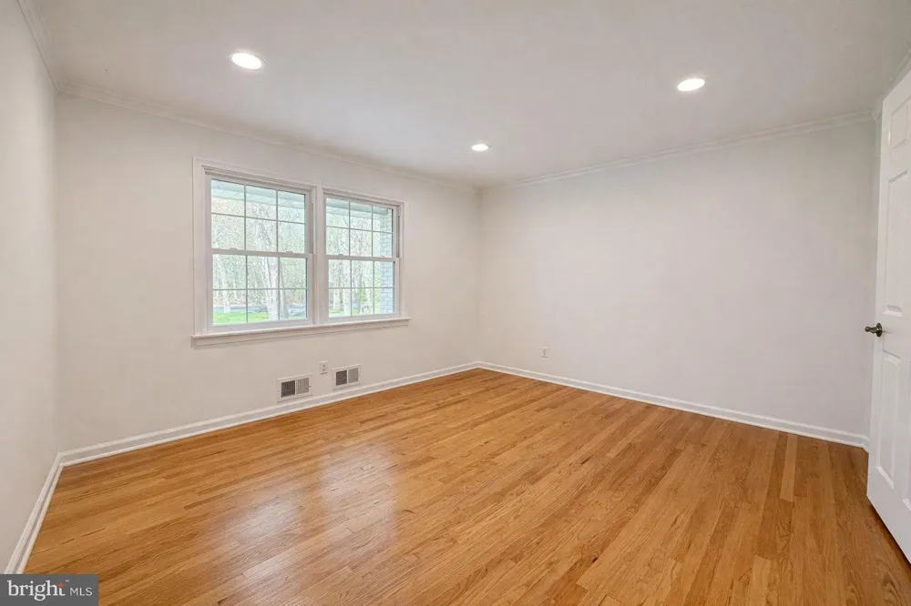 26 HONEY BROOK DRIVE Princeton, NJ 08540