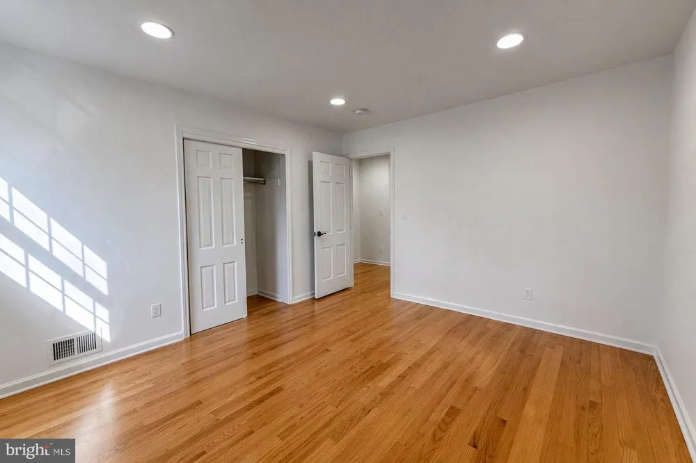 26 HONEY BROOK DRIVE Princeton, NJ 08540