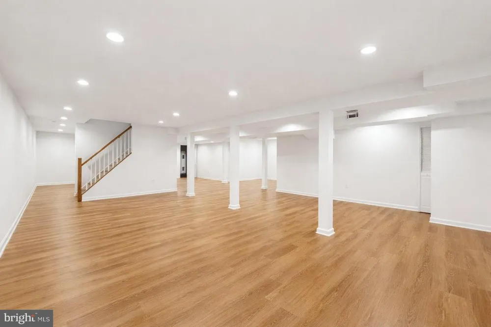 26 HONEY BROOK DRIVE Princeton, NJ 08540