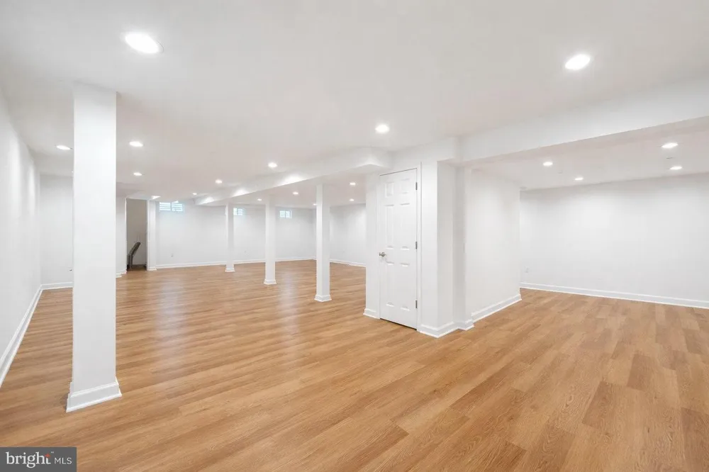 26 HONEY BROOK DRIVE Princeton, NJ 08540