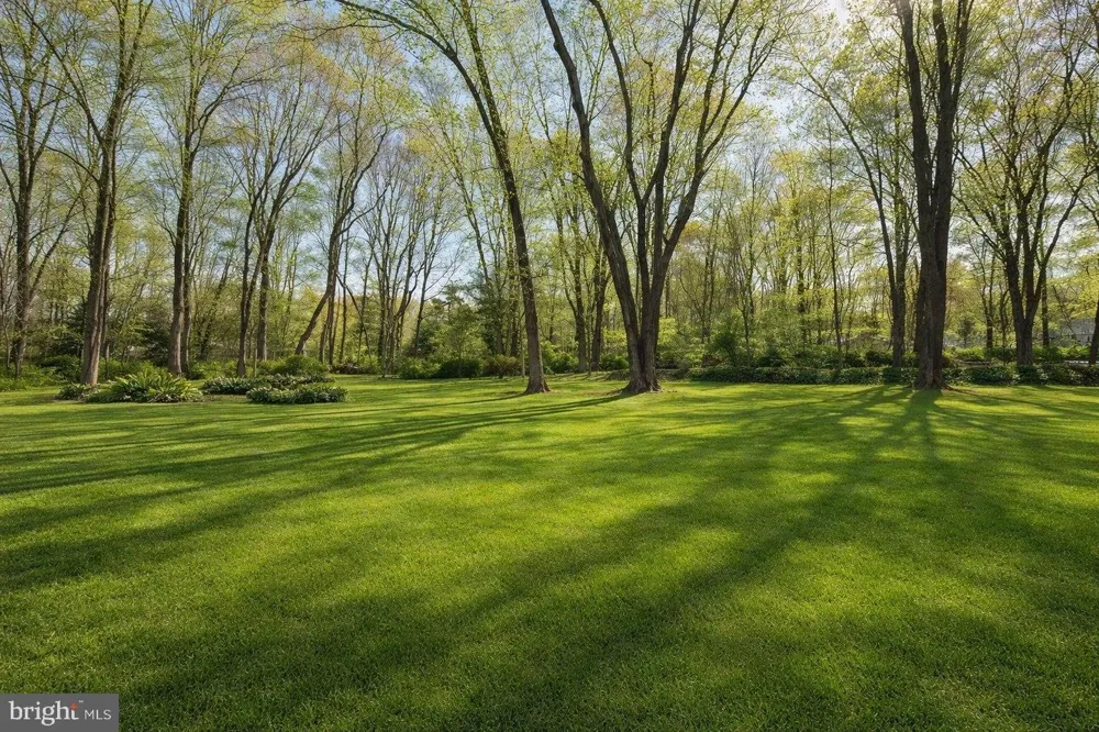 26 HONEY BROOK DRIVE Princeton, NJ 08540