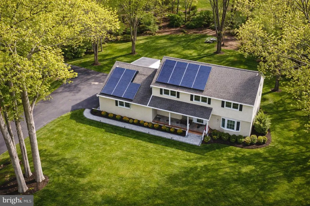 26 HONEY BROOK DRIVE Princeton, NJ 08540