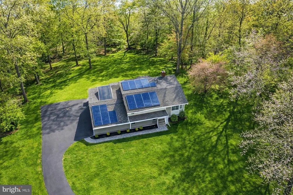 26 HONEY BROOK DRIVE Princeton, NJ 08540