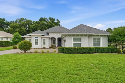 5066 GREENS DRIVE