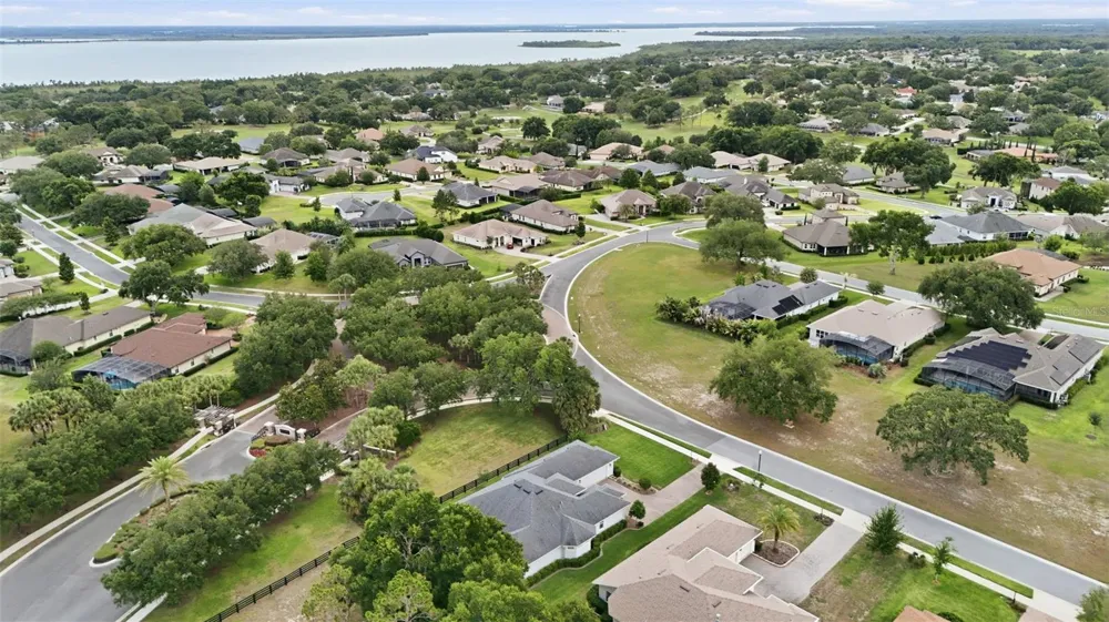 5066 GREENS DRIVE Lady Lake, FL 32159