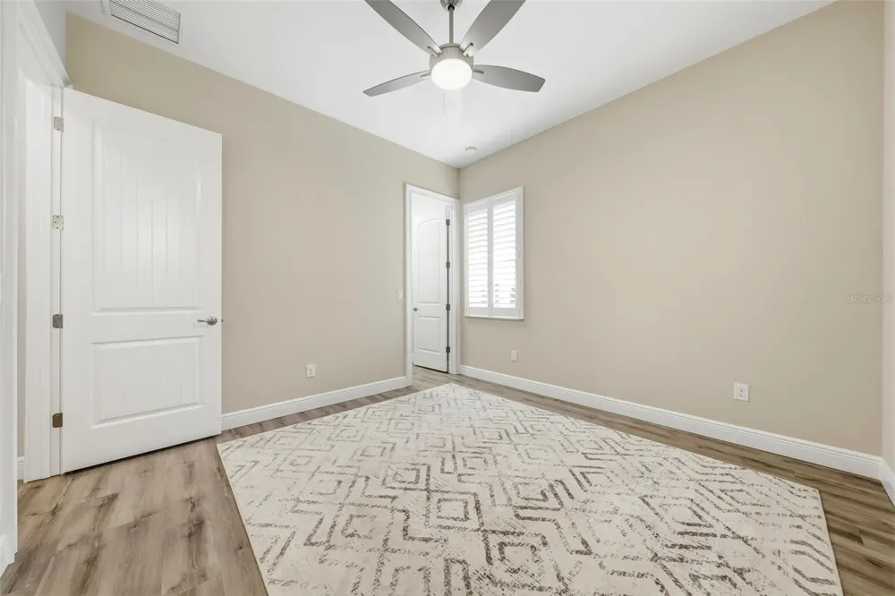 5066 GREENS DRIVE Lady Lake, FL 32159