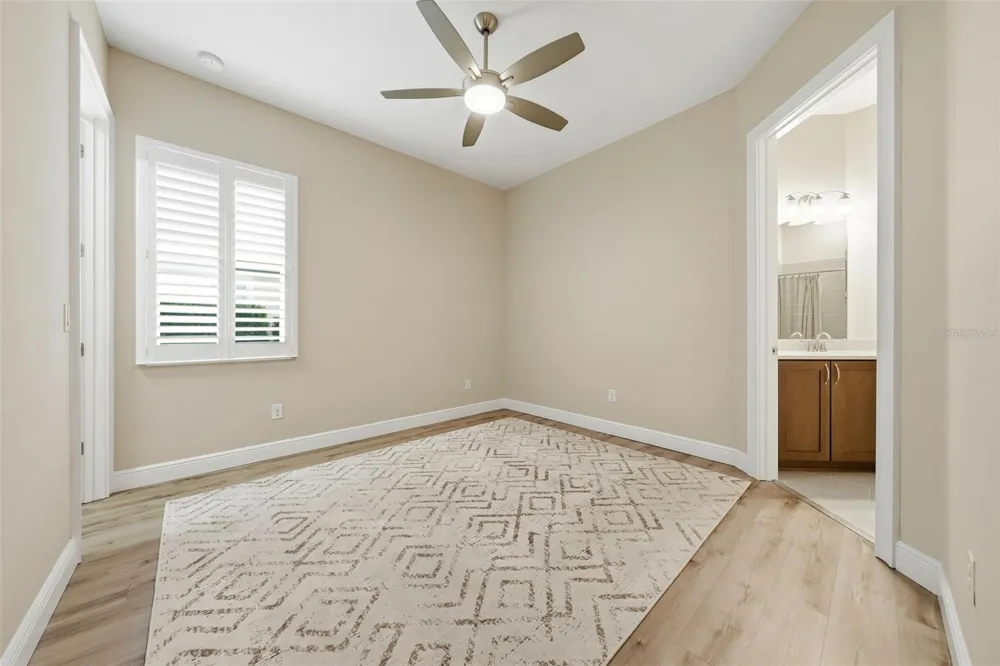 5066 GREENS DRIVE Lady Lake, FL 32159