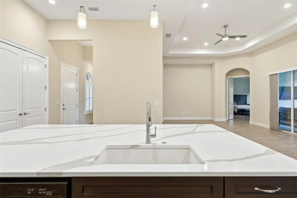 5066 GREENS DRIVE Lady Lake, FL 32159