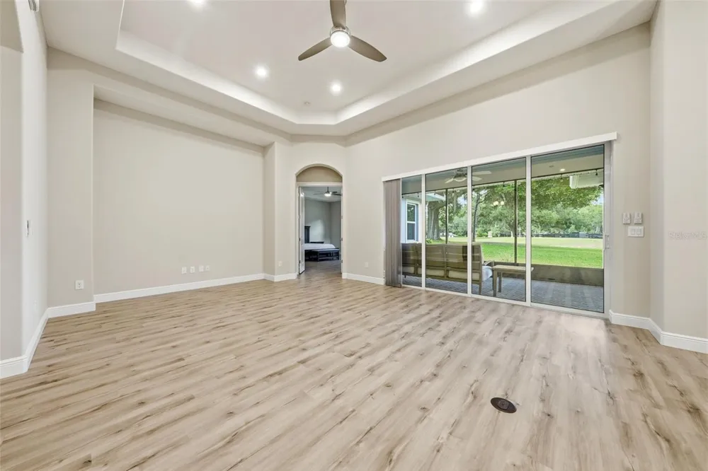 5066 GREENS DRIVE Lady Lake, FL 32159