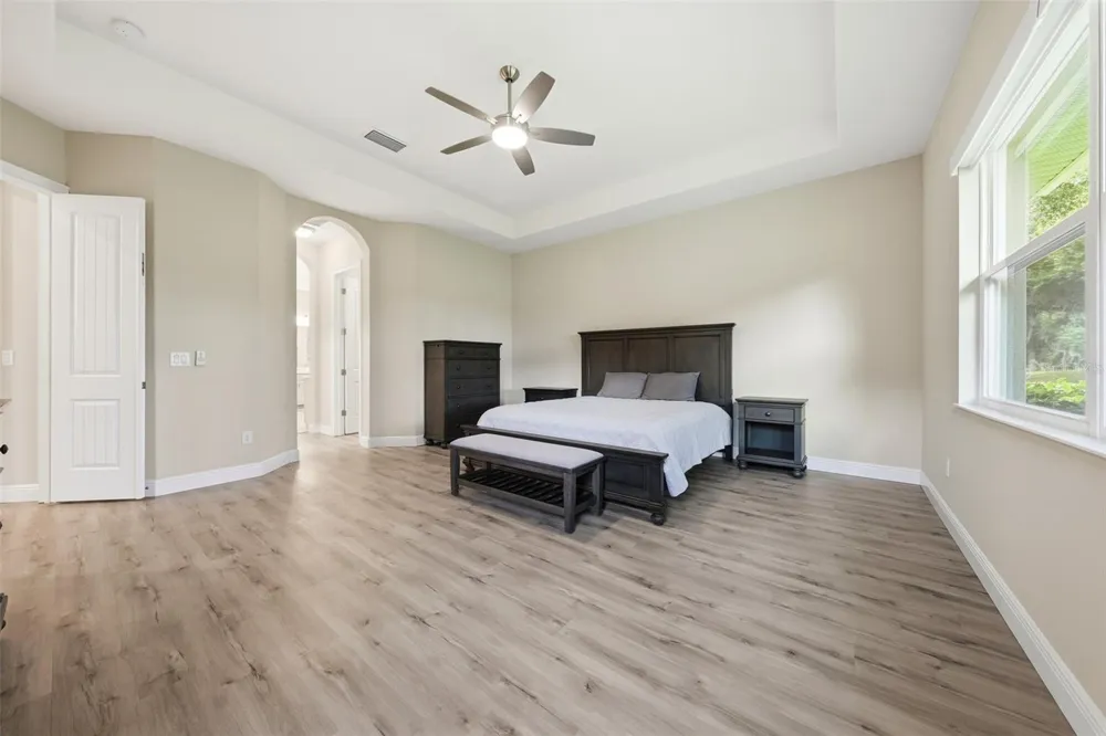 5066 GREENS DRIVE Lady Lake, FL 32159