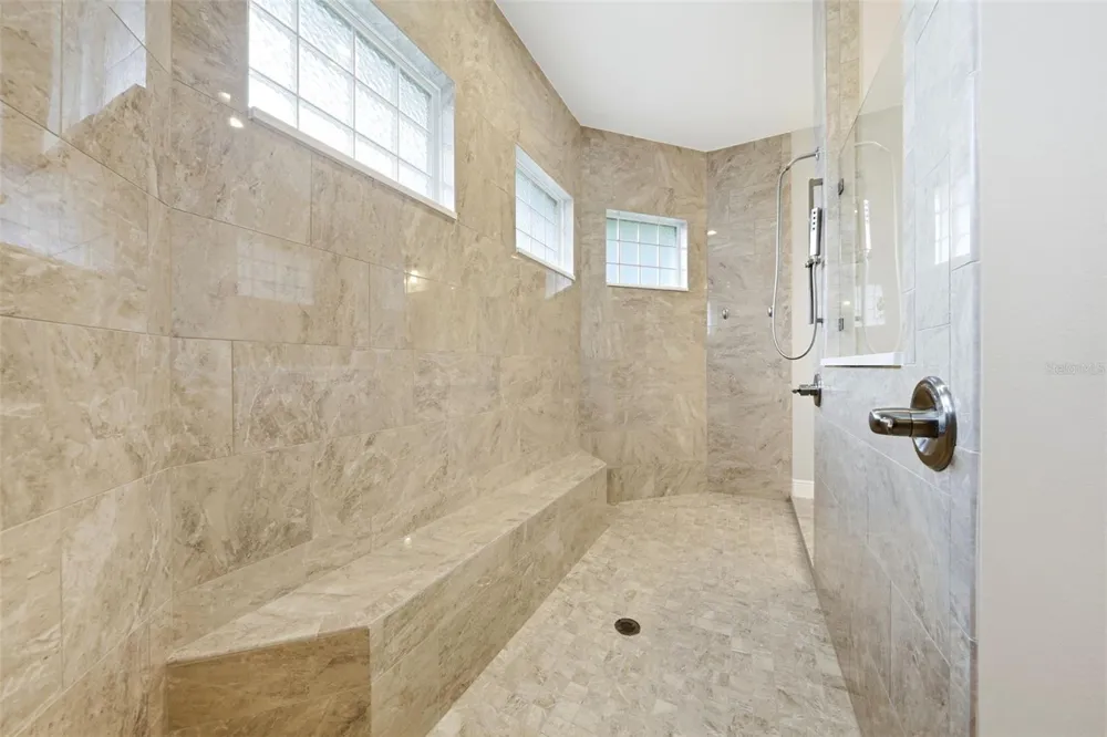 5066 GREENS DRIVE Lady Lake, FL 32159