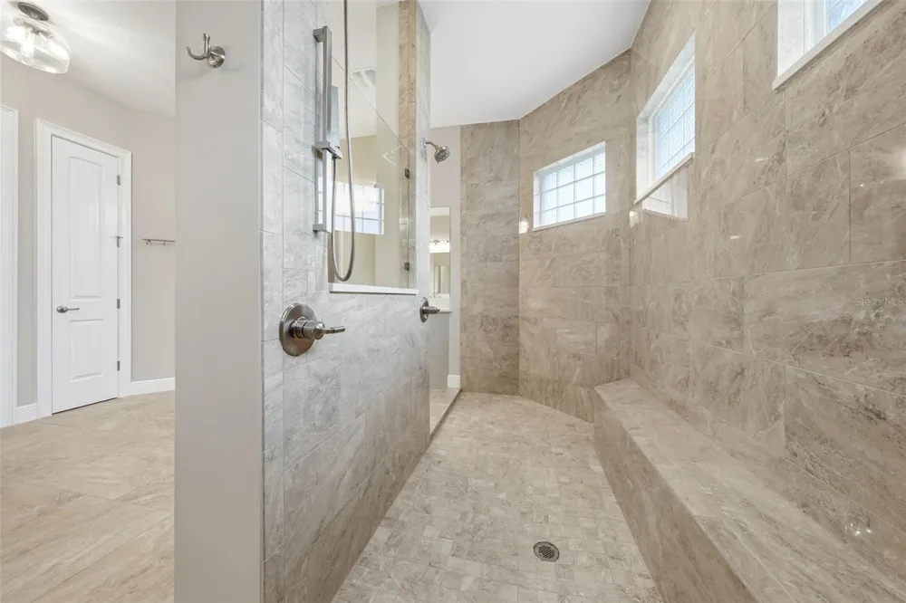 5066 GREENS DRIVE Lady Lake, FL 32159