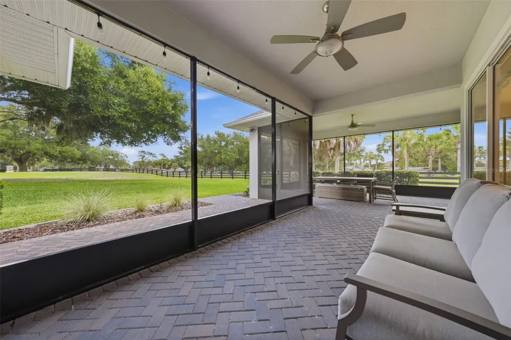 5066 GREENS DRIVE Lady Lake, FL 32159