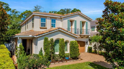 1500 RACKETS COURT