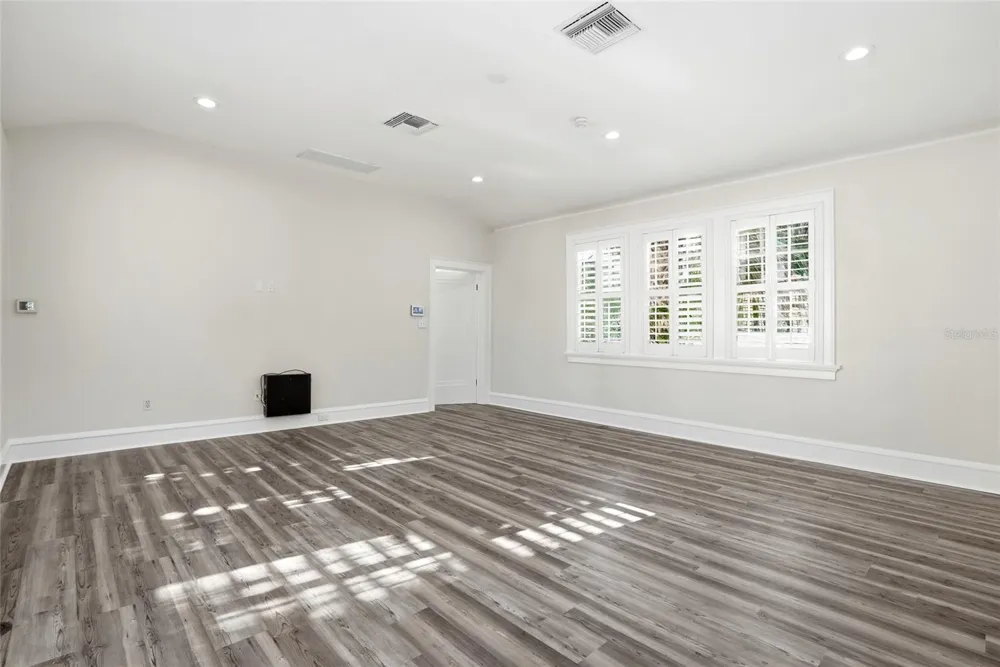 190 BOSPHOROUS AVENUE Tampa, FL 33606