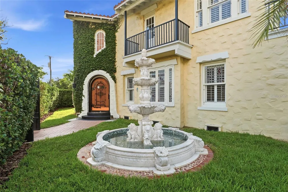 190 BOSPHOROUS AVENUE Tampa, FL 33606