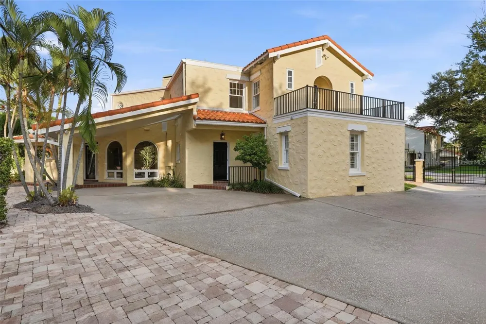 190 BOSPHOROUS AVENUE Tampa, FL 33606