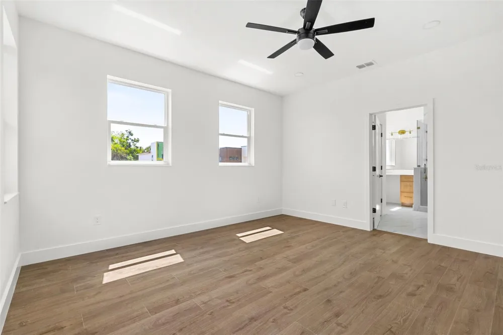 2910 21ST STREET Tampa, FL 33605