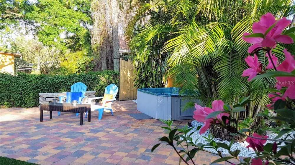 2205 59TH STREET S Gulfport, FL 33707