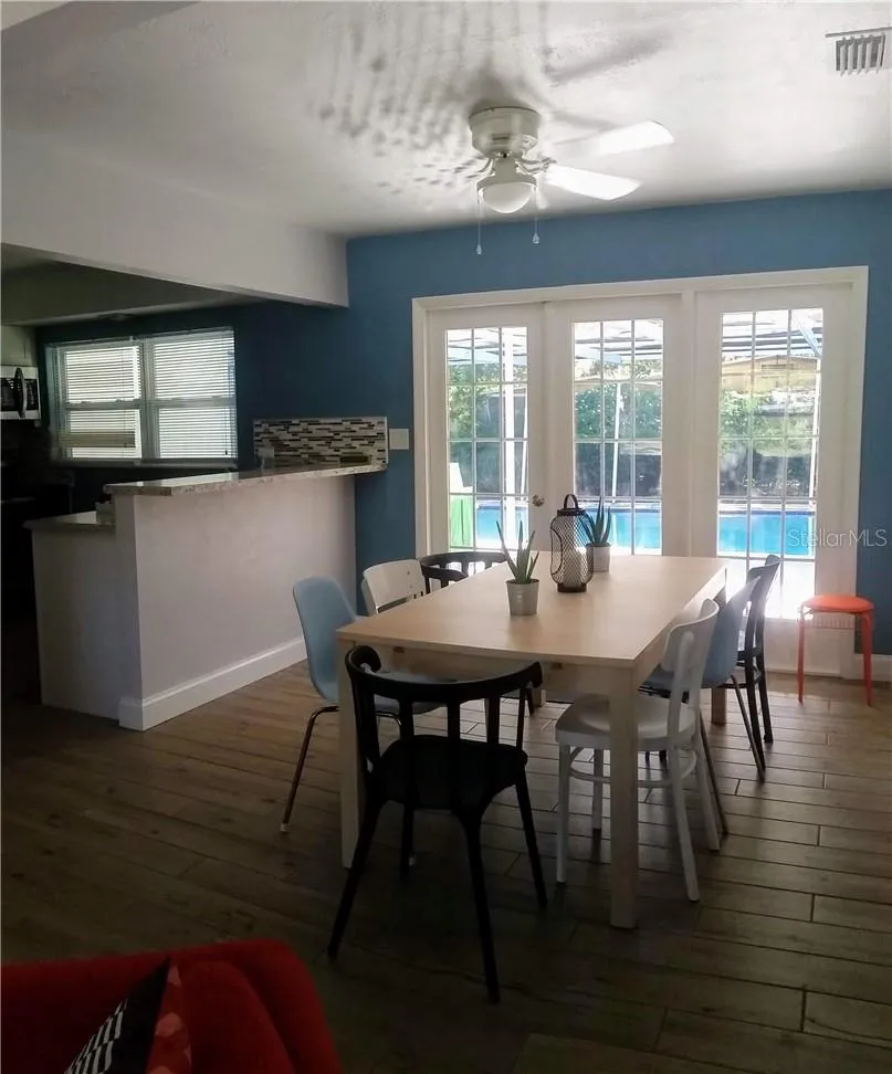 2205 59TH STREET S Gulfport, FL 33707