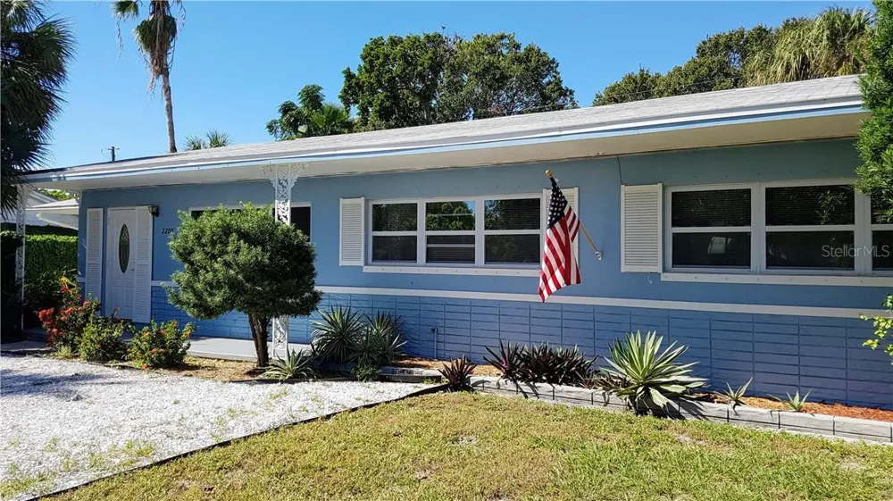 2205 59TH STREET S Gulfport, FL 33707