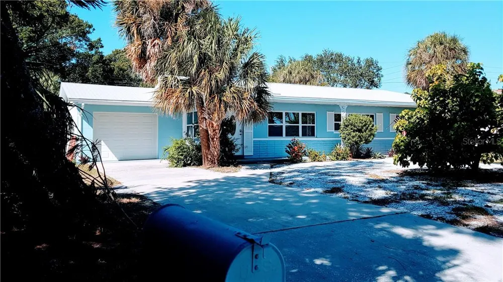 2205 59TH STREET S Gulfport, FL 33707