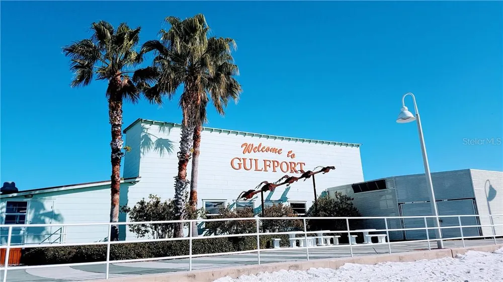 2205 59TH STREET S Gulfport, FL 33707