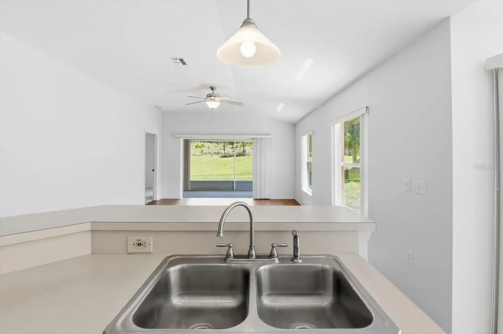 826 W COCKATIEL LOOP Hernando, FL 34442