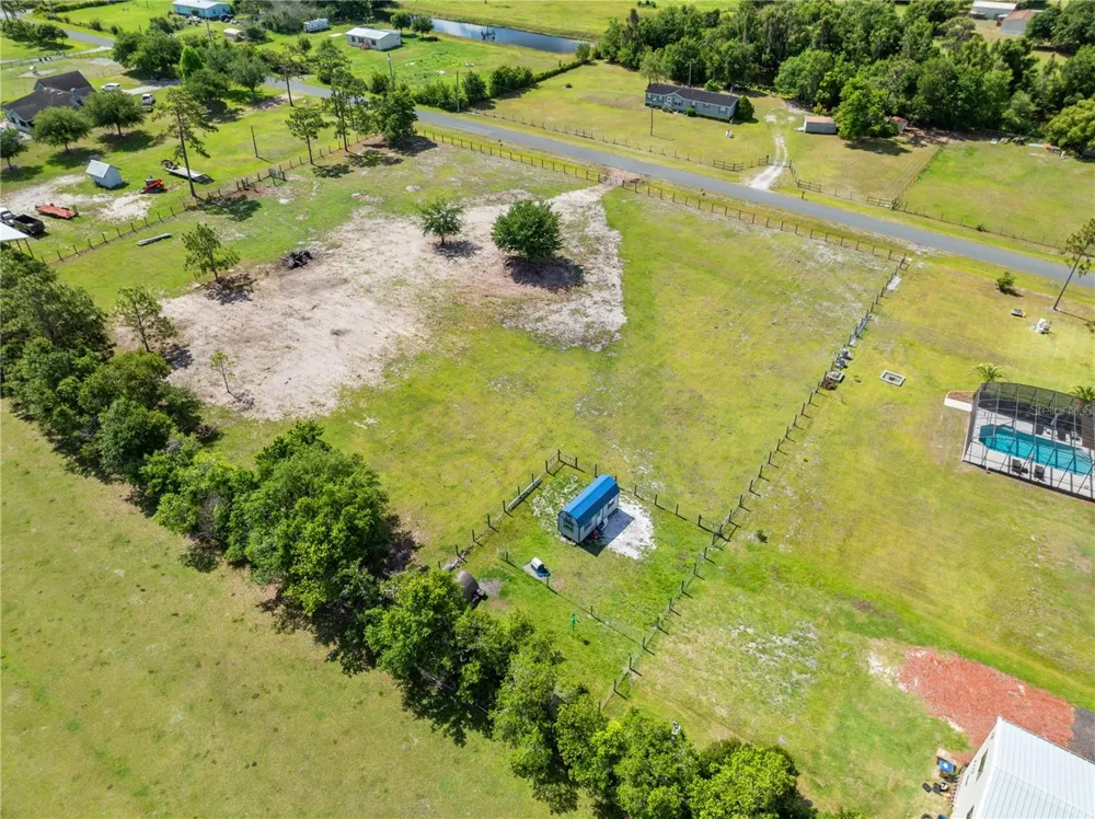 HUNTING LODGE DRIVE St Cloud, FL 34772