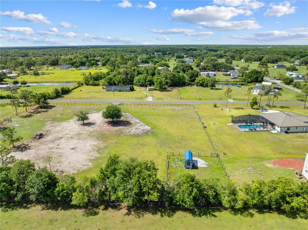 HUNTING LODGE DRIVE St Cloud, FL 34772