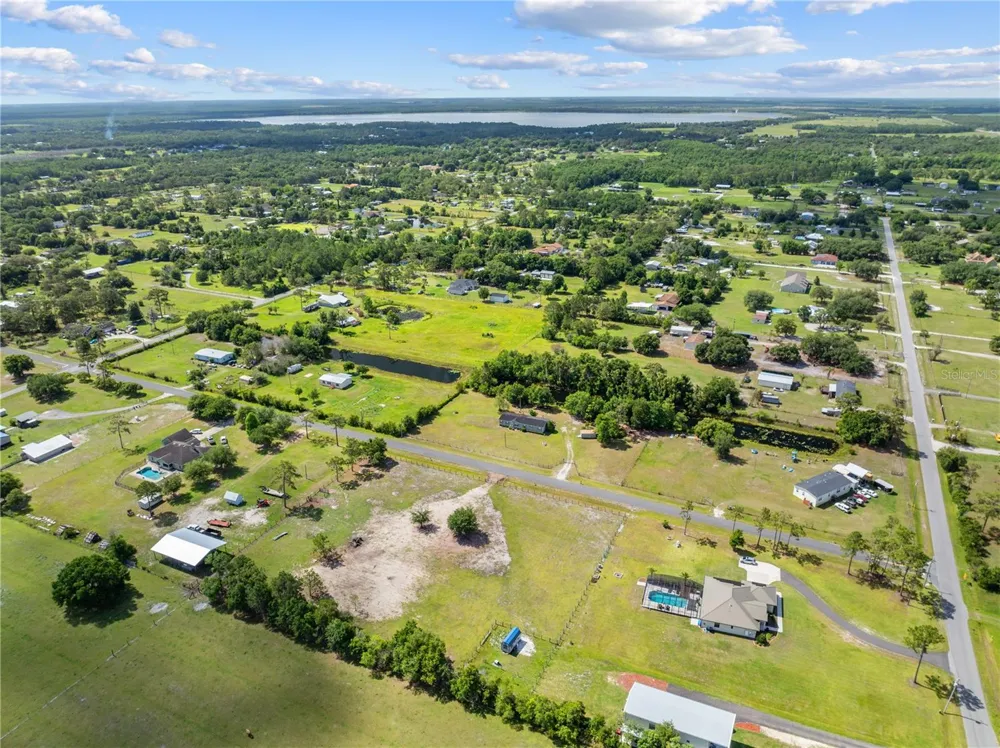 HUNTING LODGE DRIVE St Cloud, FL 34772