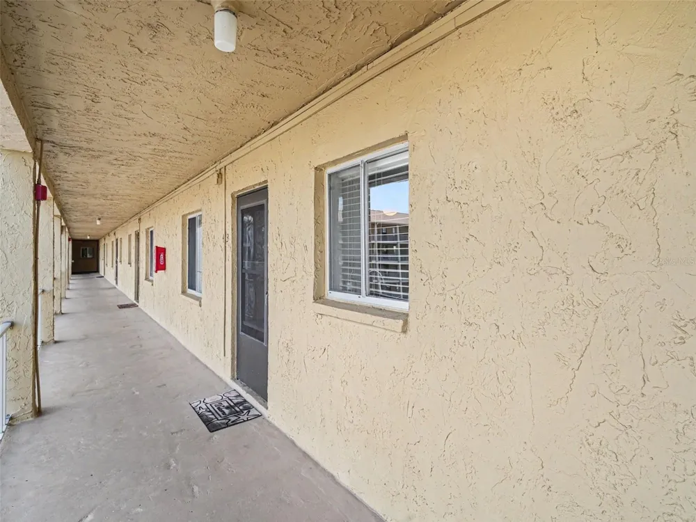 3801 LAKE BAYSHORE DRIVE #H413 Bradenton, FL 34205