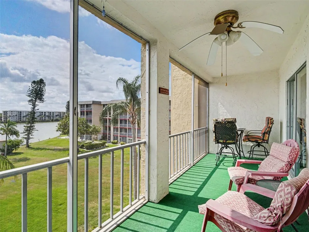 3801 LAKE BAYSHORE DRIVE #H413 Bradenton, FL 34205