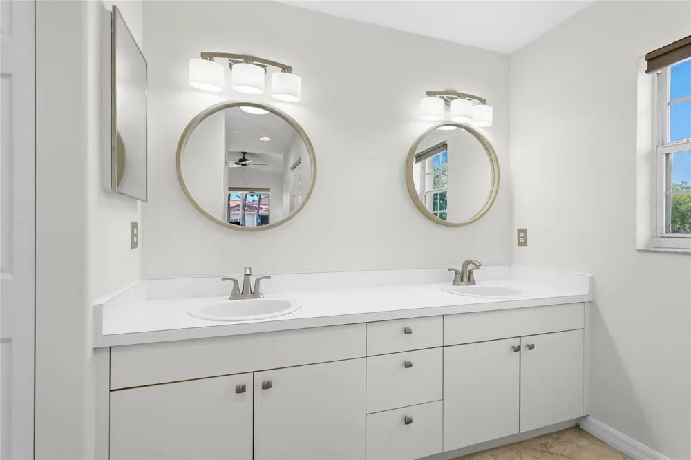 4244 CENTRAL SARASOTA PARKWAY #726 Sarasota, FL 34238