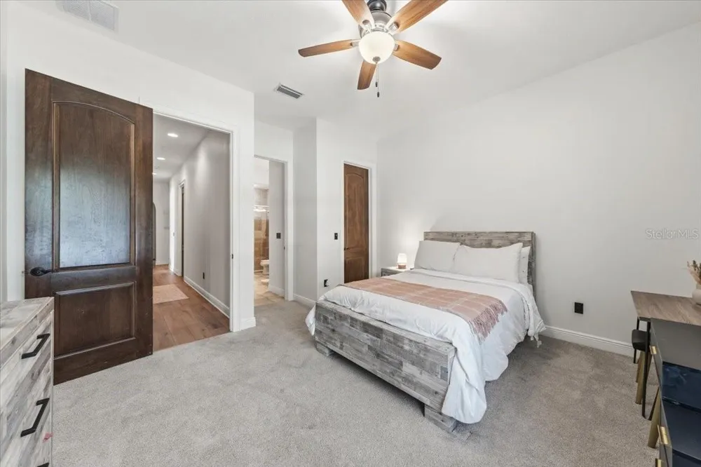 16303 DUNLINDALE DRIVE Lithia, FL 33547