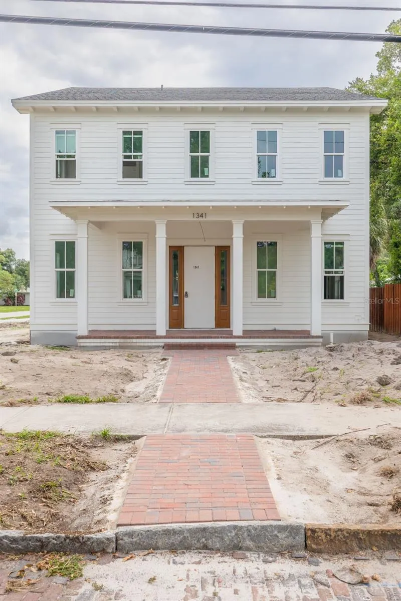 1341 28TH AVENUE St Petersburg, FL 33704