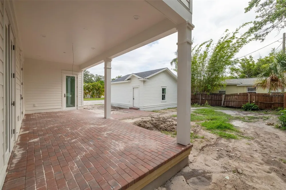 1341 28TH AVENUE St Petersburg, FL 33704