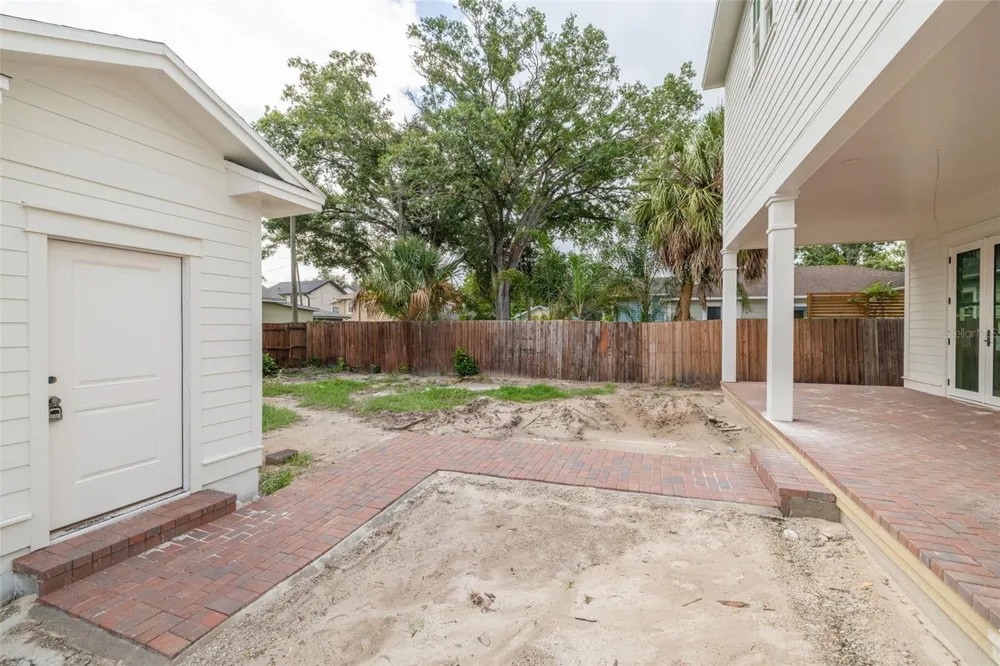 1341 28TH AVENUE St Petersburg, FL 33704