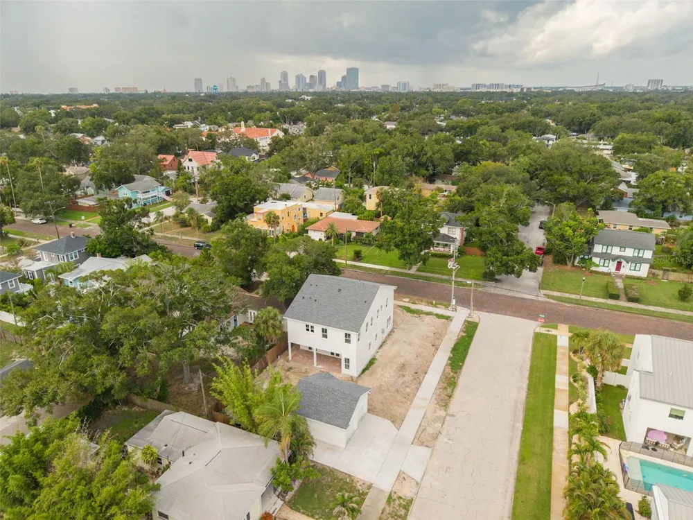 1341 28TH AVENUE St Petersburg, FL 33704