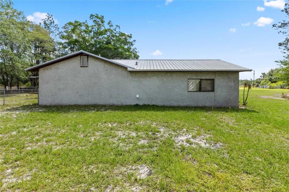 11115 SW 105TH STREET Brooker, FL 32622