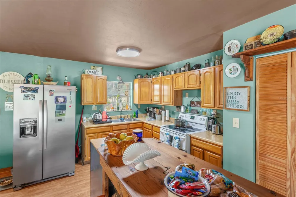 11115 SW 105TH STREET Brooker, FL 32622
