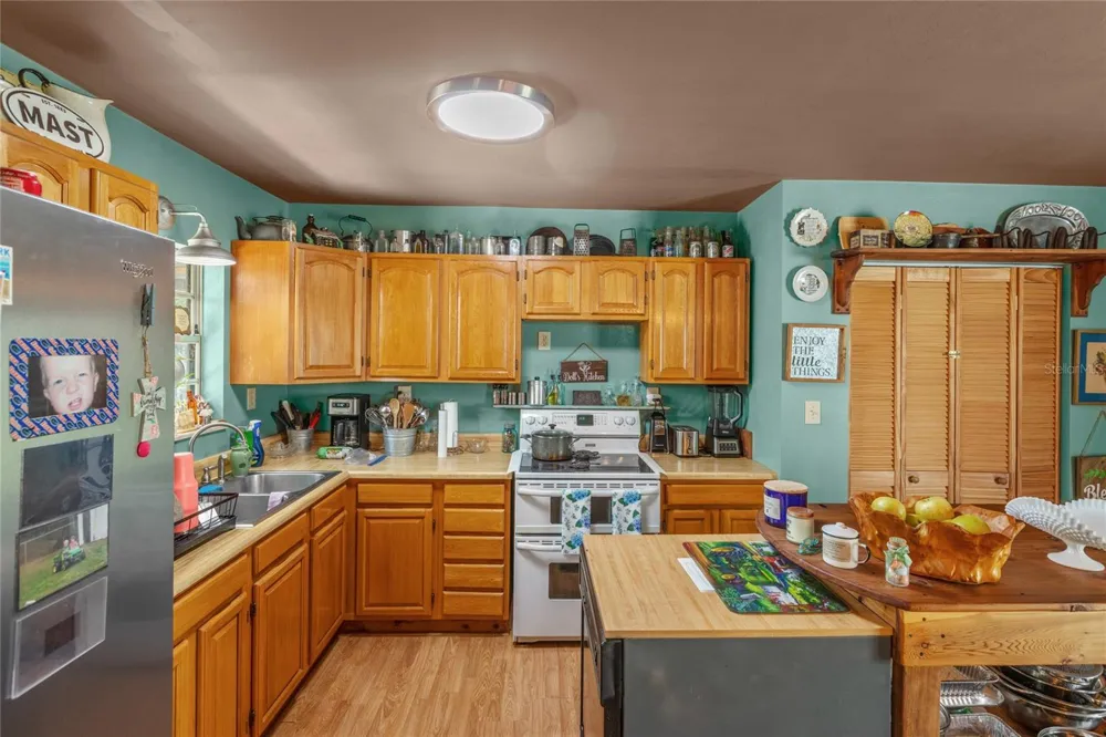 11115 SW 105TH STREET Brooker, FL 32622